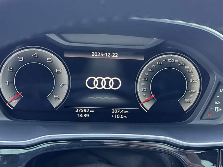 Audi Q3 2024 35 TFSI — фото 16