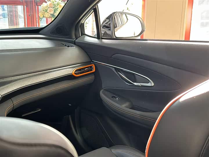 Changan UNI-T 2022 2.0 T Premium — фото 21
