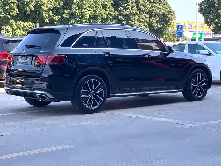 Mercedes-Benz GLC 2020 GLC 260 L 4 MATIC Luxury — фото 6