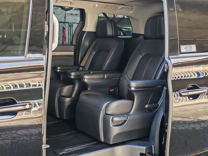 Trumpchi M8 2023 390 T — фото 16