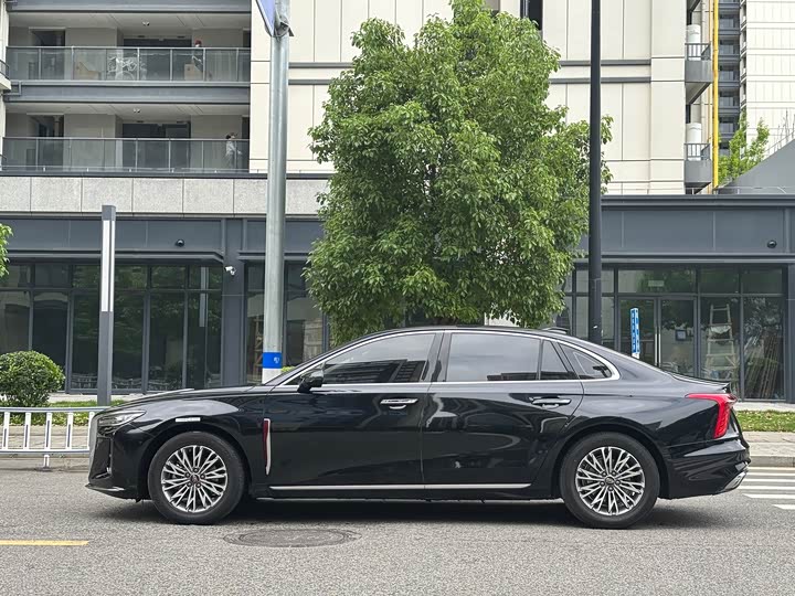Hongqi H5 2024 1.5 T DCT — фото 4