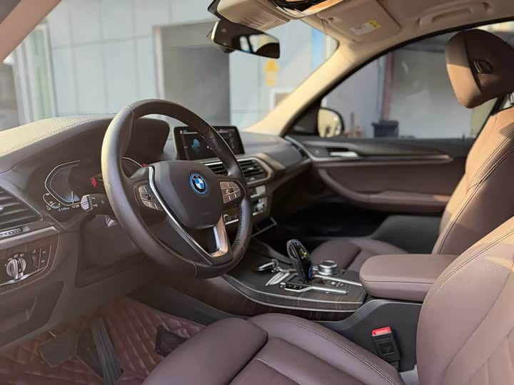BMW i X3 2021 Leading — фото 7