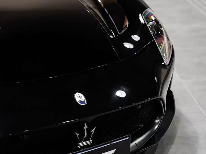 Maserati MC20 2023 3.0 T — фото 6