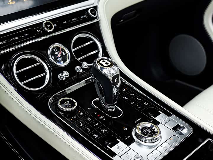 Bentley Continental GT — фото 11