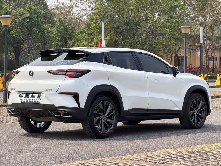 Changan UNI-T 2020 1.5 T Premium — фото 8