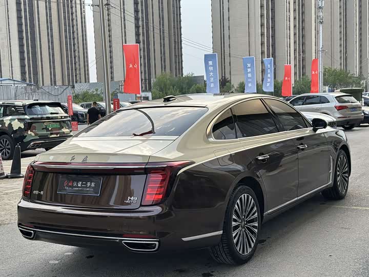 Hongqi H9 2024 2.0 T — фото 3