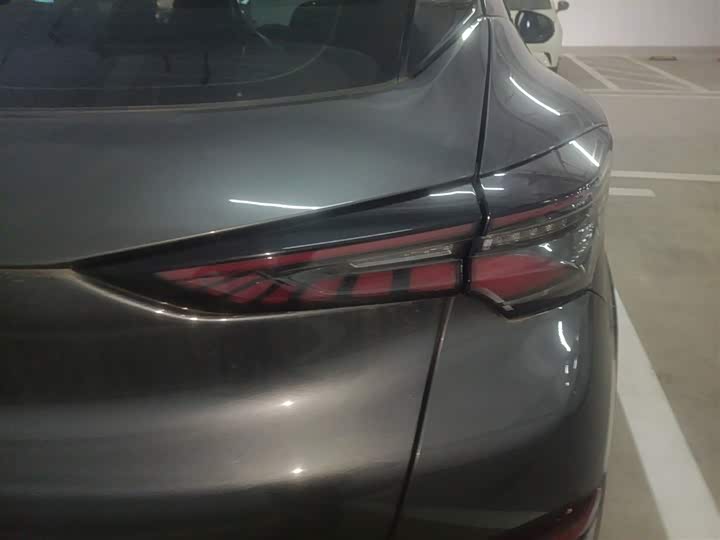 Changan UNI-T 2022 1.5 T Premium — фото 8