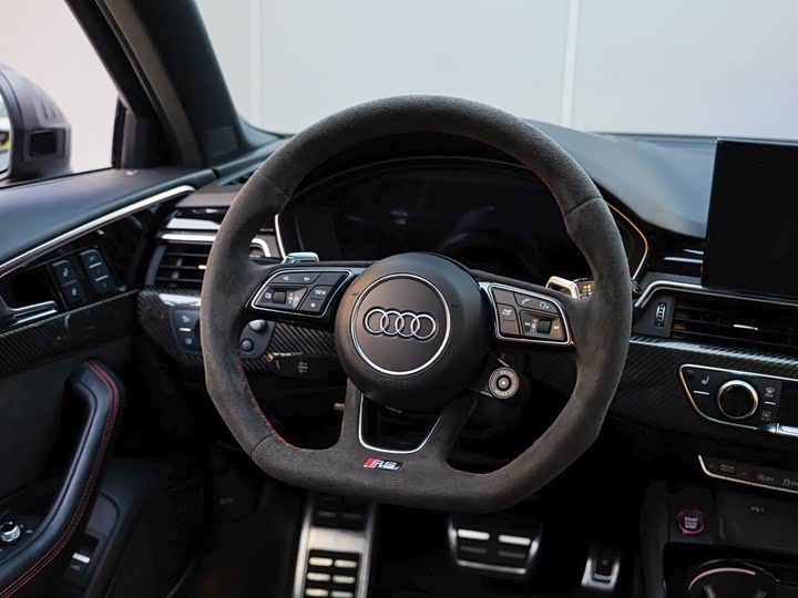 Audi RS4 2021 RS 4 Avant — фото 13