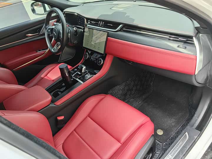 Jaguar XFL 2021 XFL 2.0 T P 250 4 WD — фото 19