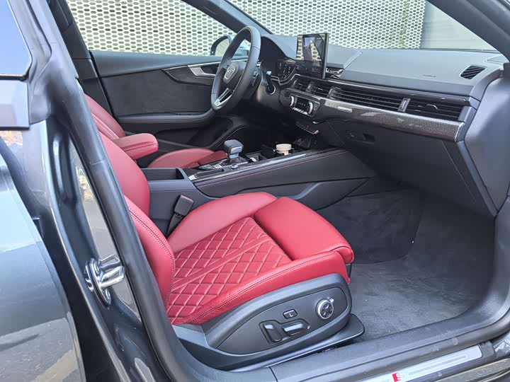 Audi S5 2024 S 5 3.0 T Sportback — фото 15