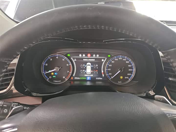 Trumpchi GS8 2017 320 T 2 WD （ ） — фото 12