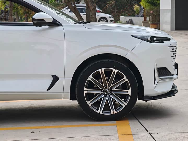 Changan UNI-K 2021 2.0 T Premium — фото 9