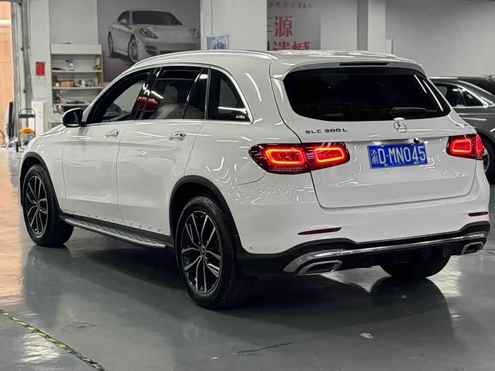 Mercedes-Benz GLC 2022 GLC 300 L 4 MATIC Luxury — фото 9