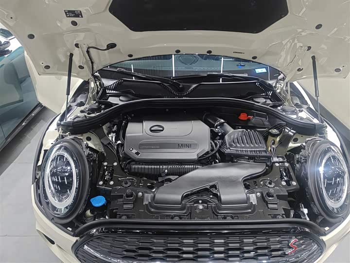 MINI Clubman — фото 20