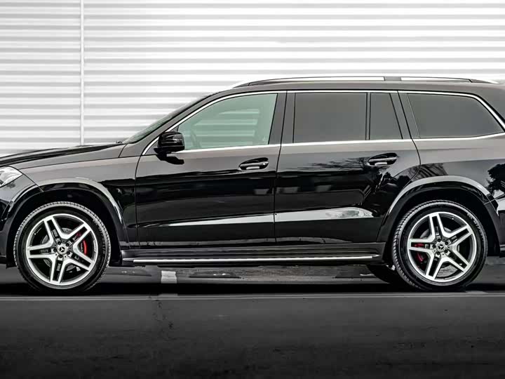 Mercedes-Benz GLS 2018 GLS 400 4 MATICLuxury — фото 2