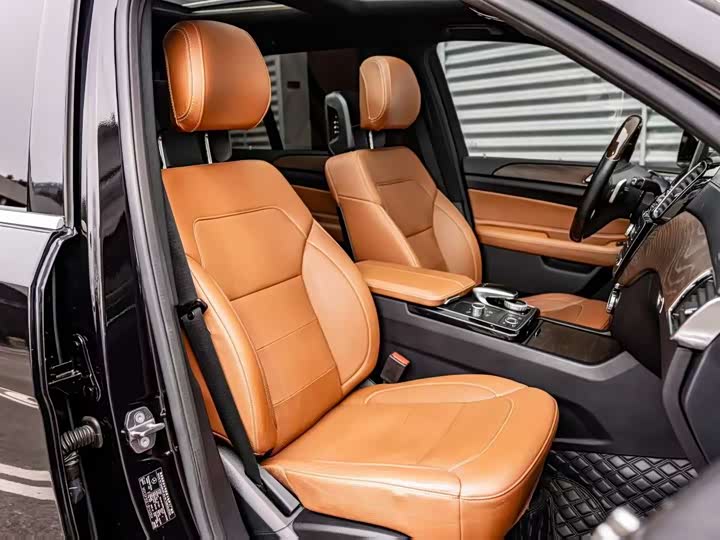 Mercedes-Benz GLS 2018 GLS 400 4 MATICLuxury — фото 8