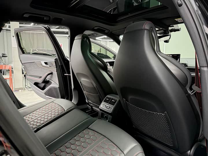 Audi RS4 2024 RS 4 Avant — фото 16