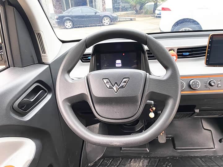 Wuling Hongguang Mini — фото 10