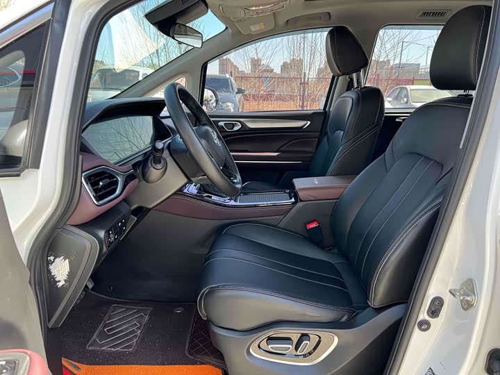 Trumpchi M6 2023 PRO 270 T DCT — фото 6