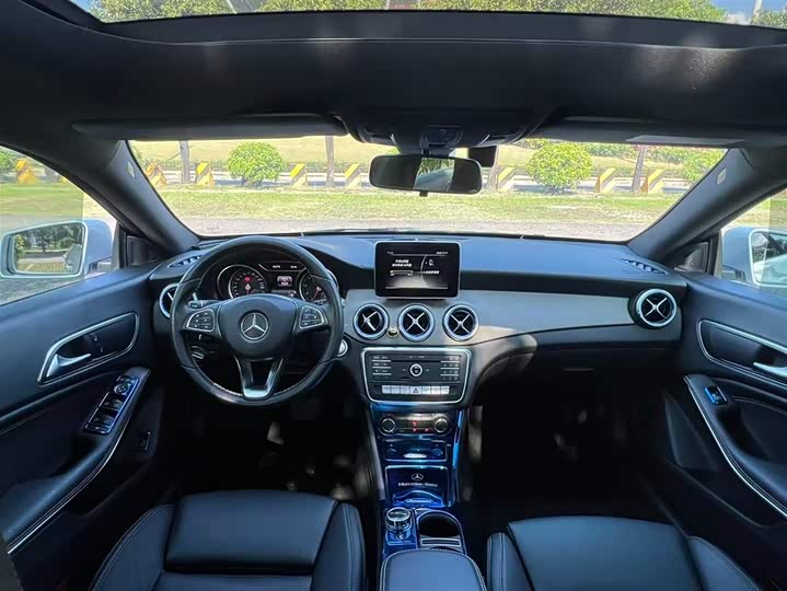 Mercedes-Benz CLA 2016 CLA 200 — фото 12