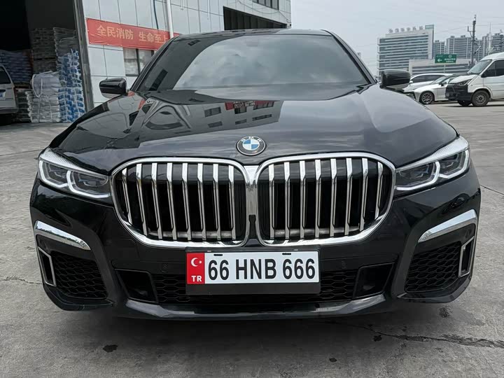 BMW 7-Series 2016 730 Li Leading — фото 2