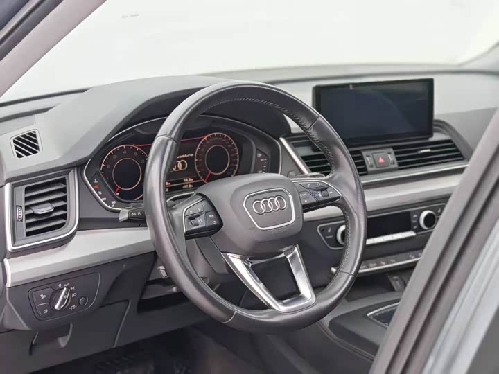 Audi Q5L 2020 45 TFSI Sport — фото 27