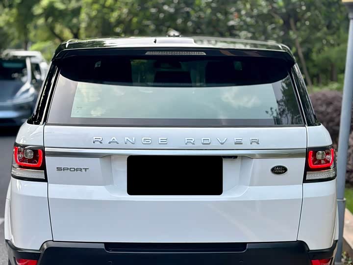 Land Rover Range Rover Sport — фото 10
