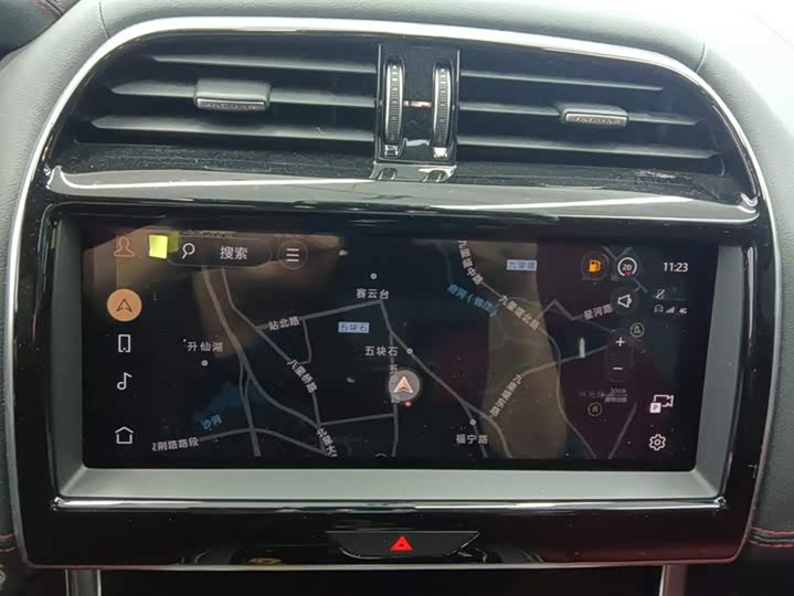 Jaguar XEL 2021 2.0 T 250 PS R-DYNAMIC S — фото 13