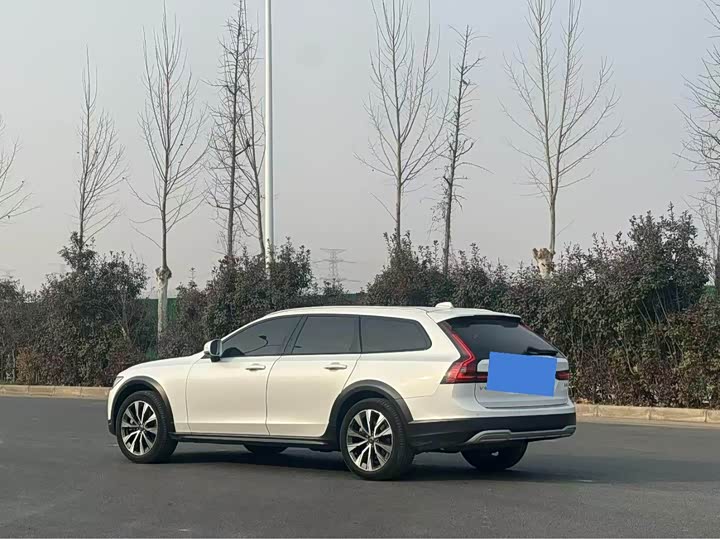Volvo V90 2021 Cross Country B 5 AWD — фото 5