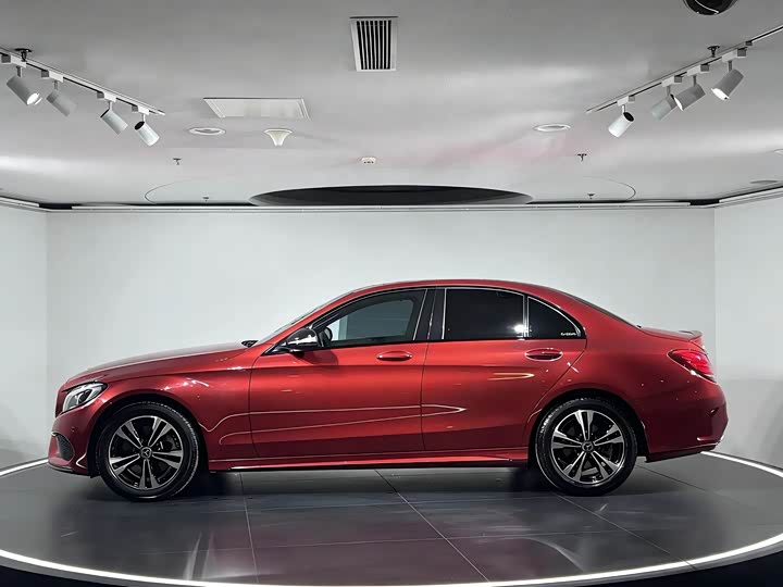 Mercedes-Benz C-Class 2018 C 200 — фото 2