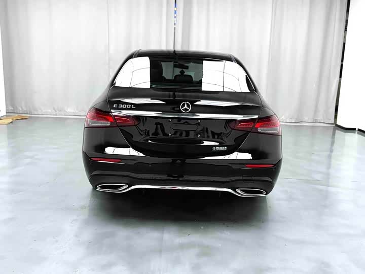 Mercedes-Benz E-Class рестайлинг E 300 L люкс — фото 9