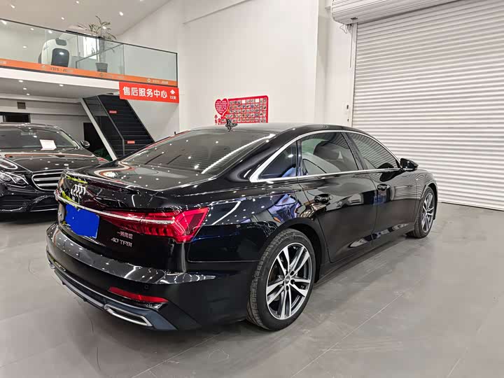 Audi A6L 2020 40 TFSI — фото 3