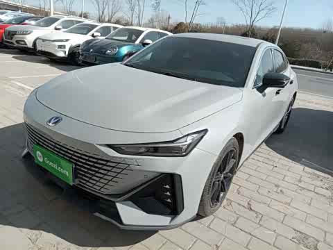 Changan UNI-V 2022 1.5 T — фото 26