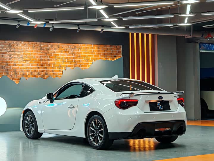 Subaru BRZ 2020 2.0 L MTtype-RS — фото 10