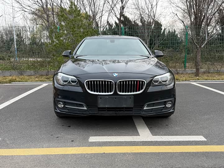 BMW 5-Series 2014 520i — фото 2