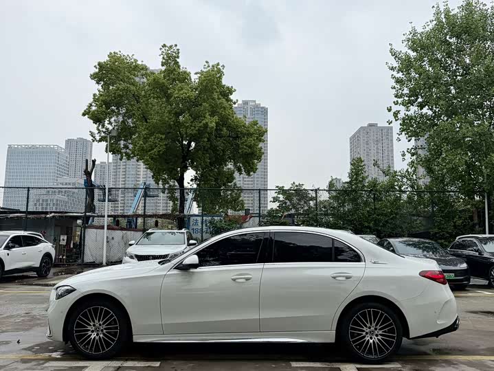Mercedes-Benz C-Class 2025 C 260 L — фото 5