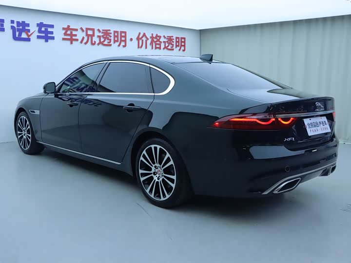 Jaguar XFL 2022 XFL 2.0 T P 250 2 WD — фото 24
