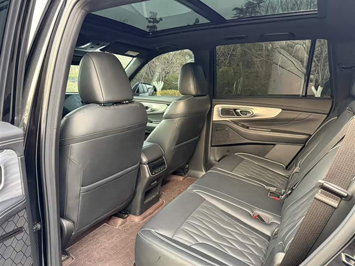 Trumpchi GS8 2022 2.0 TGDI 2 WD ( ) — фото 15