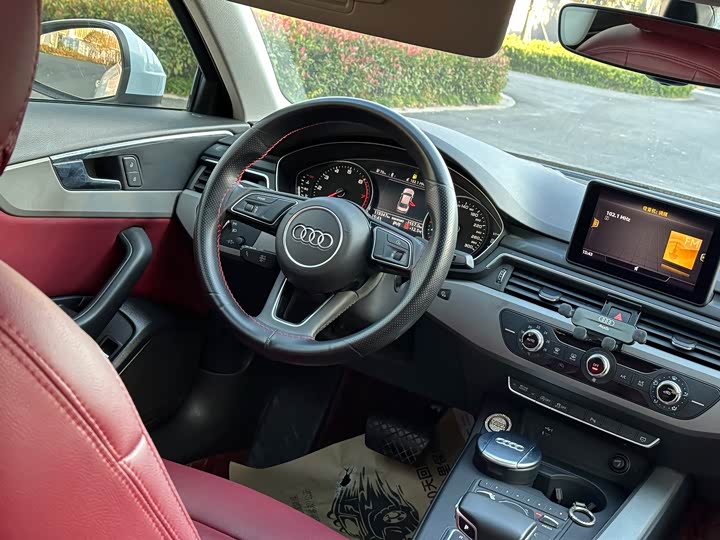 Audi A4L 2019 40 TFSI VI — фото 13