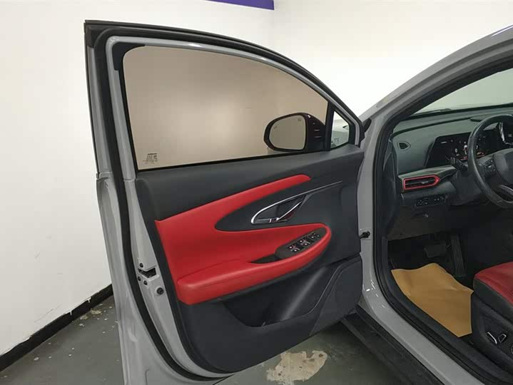 Changan UNI-T 2020 1.5 T Flagship — фото 7