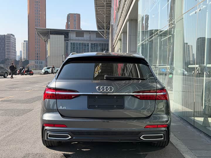 Audi A6 2022 Avant 40 TFSI — фото 5