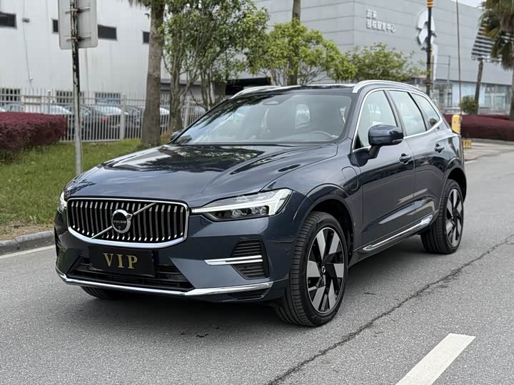 Volvo XC60 Hybrid 2024 T 8 PHEV 4 WD