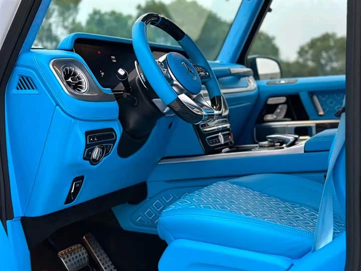 Mercedes-Benz G-Class 2024 AMG G 63 — фото 5