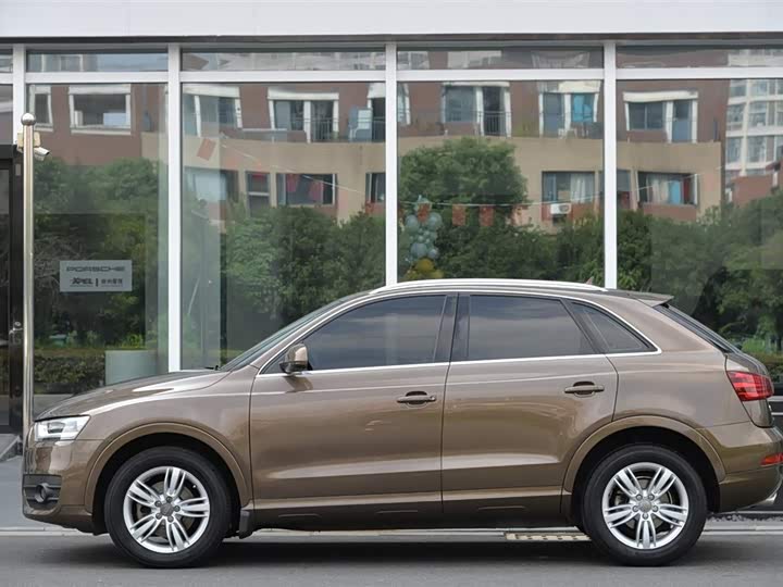 Audi Q3 2015 35 TFSI quattro — фото 2