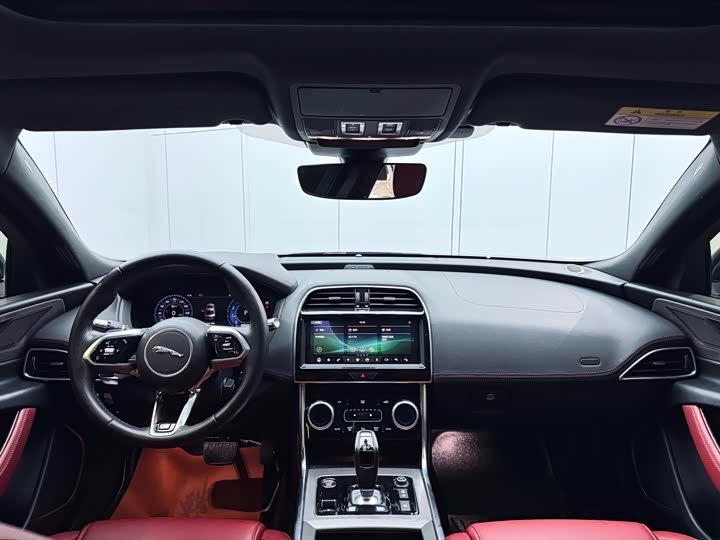 Jaguar XEL 2020 2.0 T 200 PS R-DYNAMIC S — фото 18