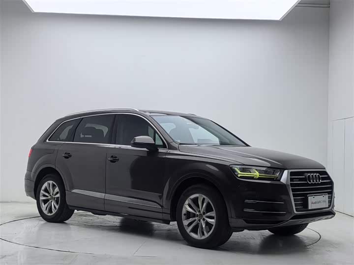 Audi Q7 2018 40 TFSI Comfort — фото 11