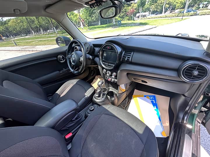 MINI Hatch — фото 15