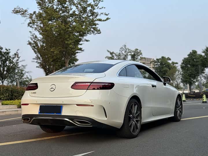 Mercedes-Benz E-Class 2021 E 260 — фото 10