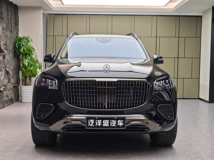 Maybach GLS 2025 GLS 600 4 MATIC — фото 2