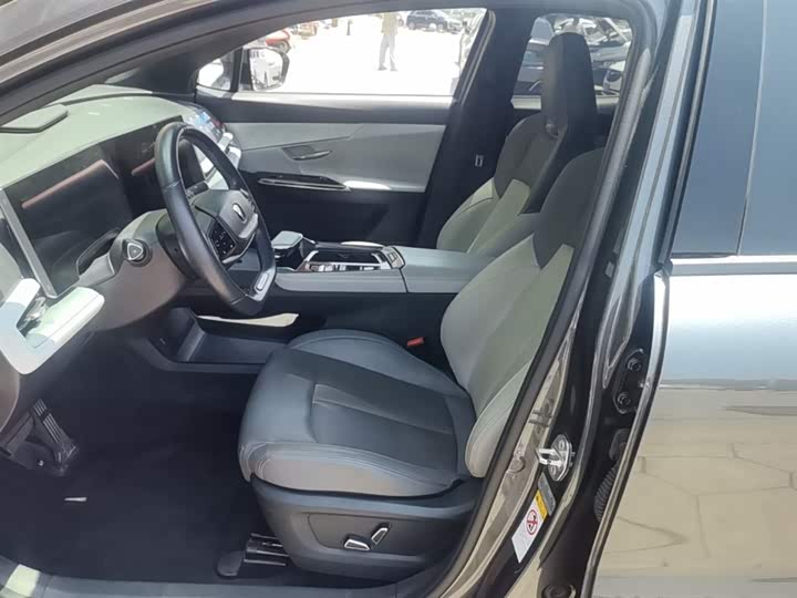 Changan UNI-T 2023 1.5 T Premium — фото 15